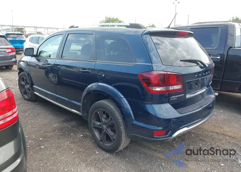 2015 Dodge Journey Crossroad z USA, uszkodzony, nr VIN 3C4PDDGGXFT740647